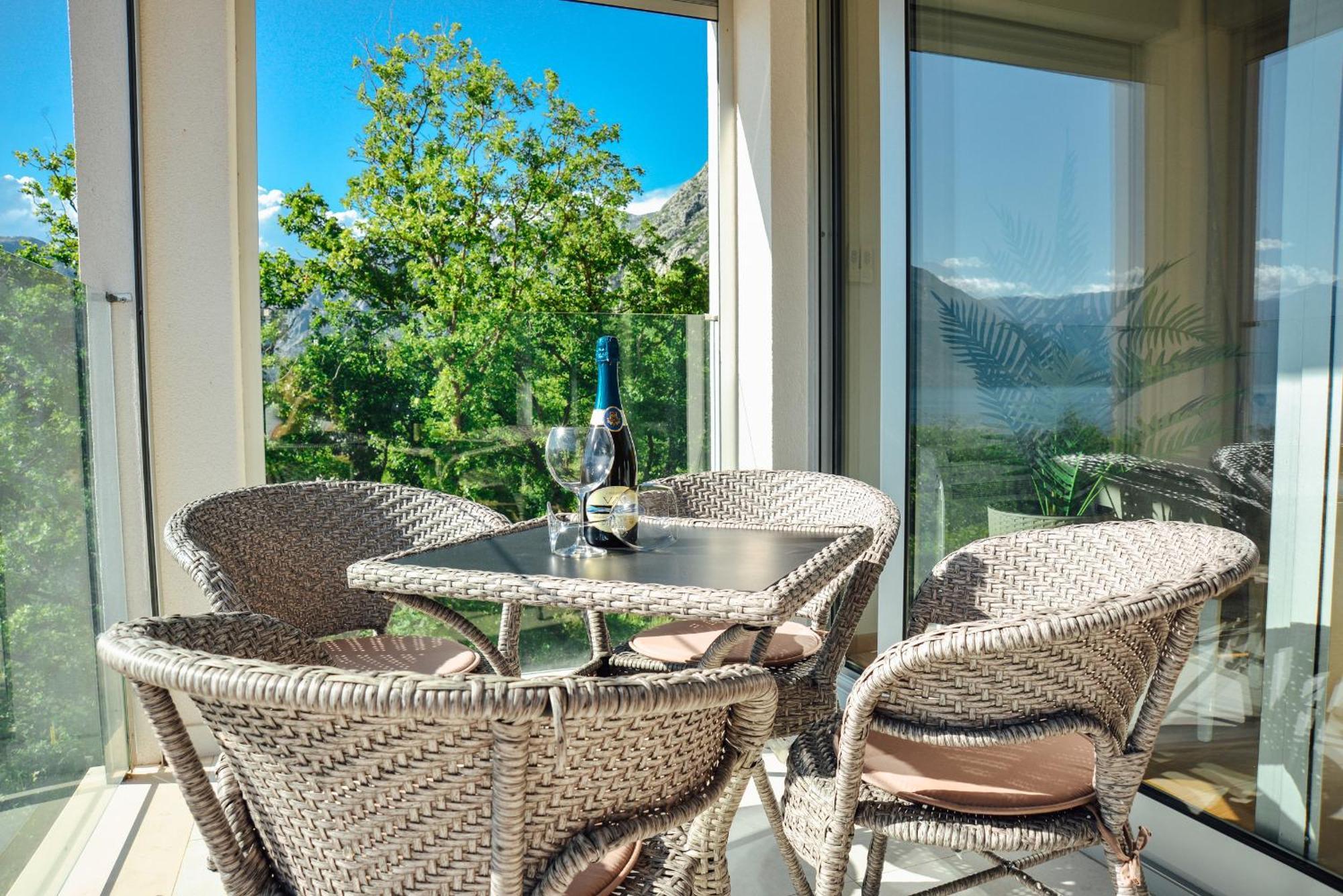 Sea View For 4