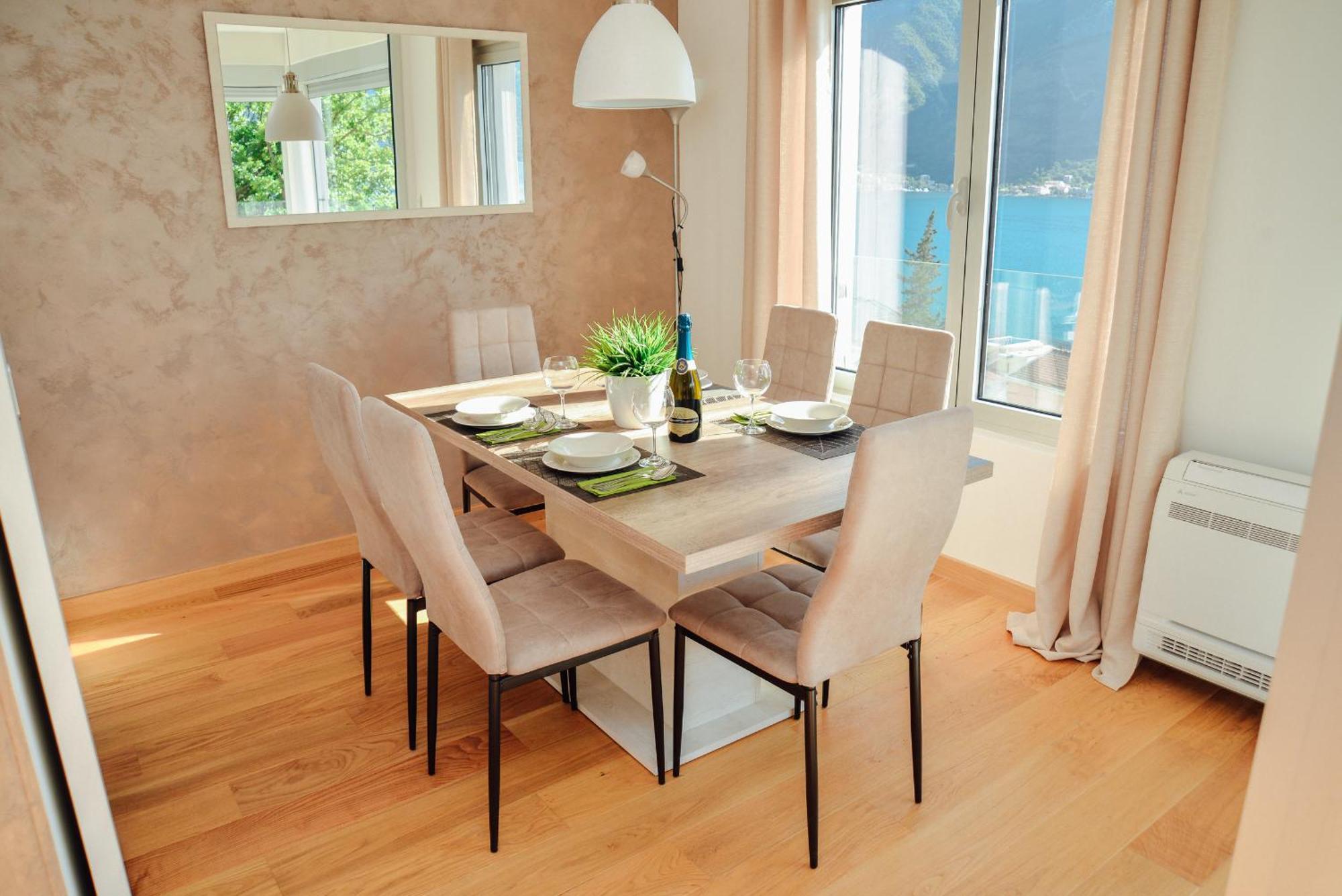 Daire Sea View For 4 Kotor